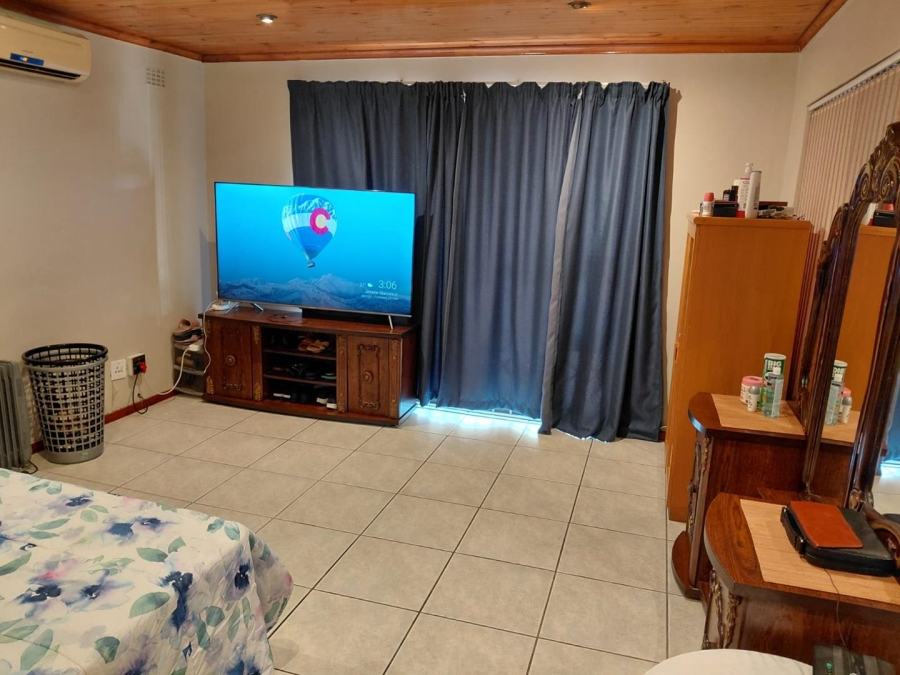 To Let 3 Bedroom Property for Rent in Northpine Western Cape